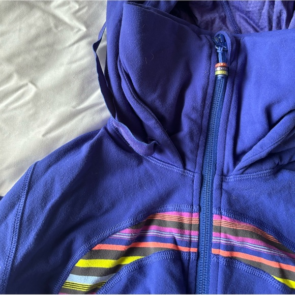 Lululemon Stride Jacket - Rainbow / Royal Blue - size 4 - Picture 3 of 4
